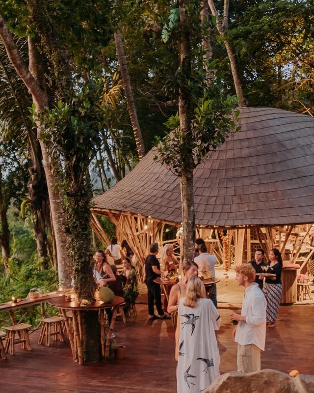 ELEVATOR Sunset Bar at Bambu Indah Resort