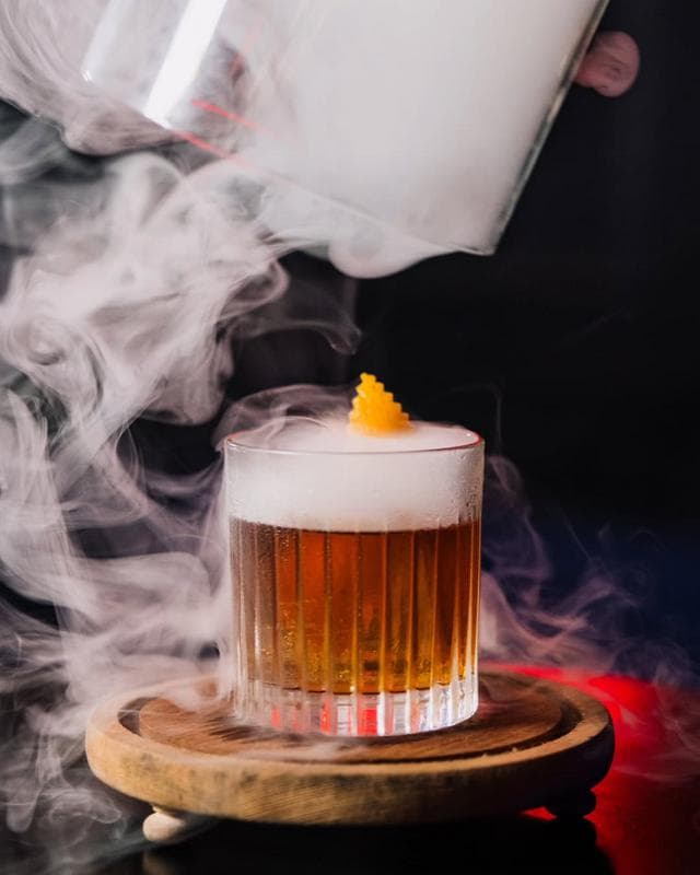 The Blue Door Bar, Club & Grill