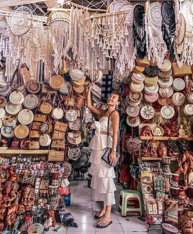 Explore Ubud's Traditional Art Market