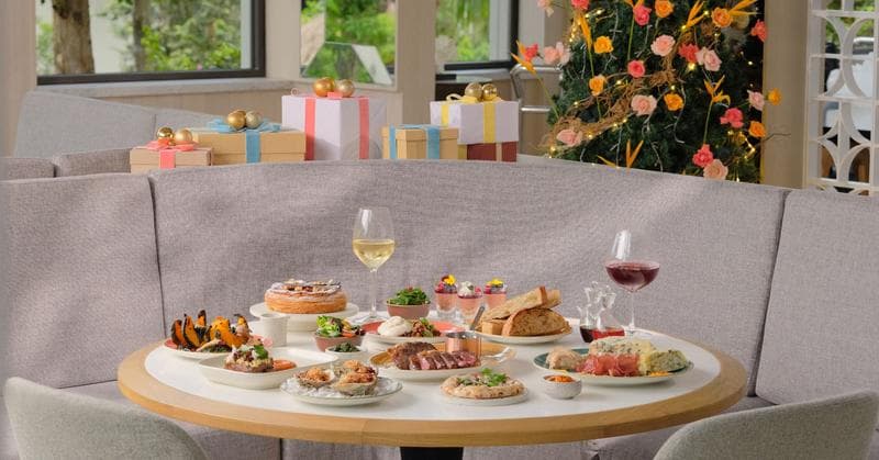 CHRISTMAS BREEZE BRUNCH