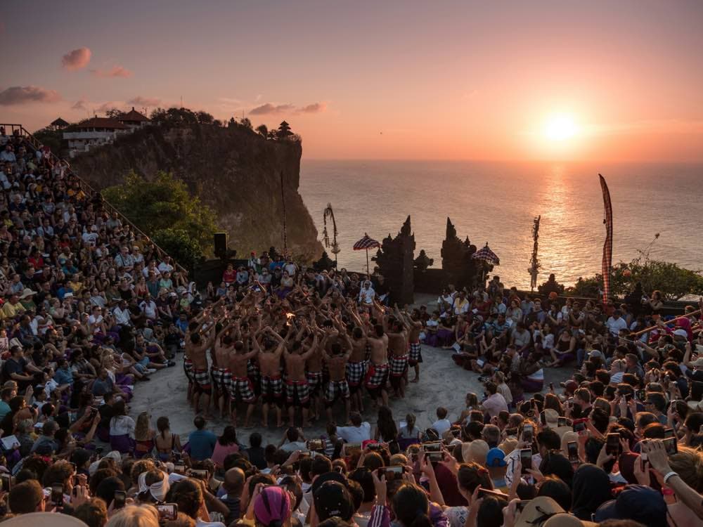 Explore Uluwatu