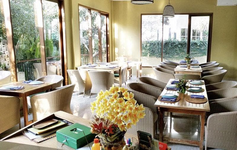 Bawang Merah Restaurant