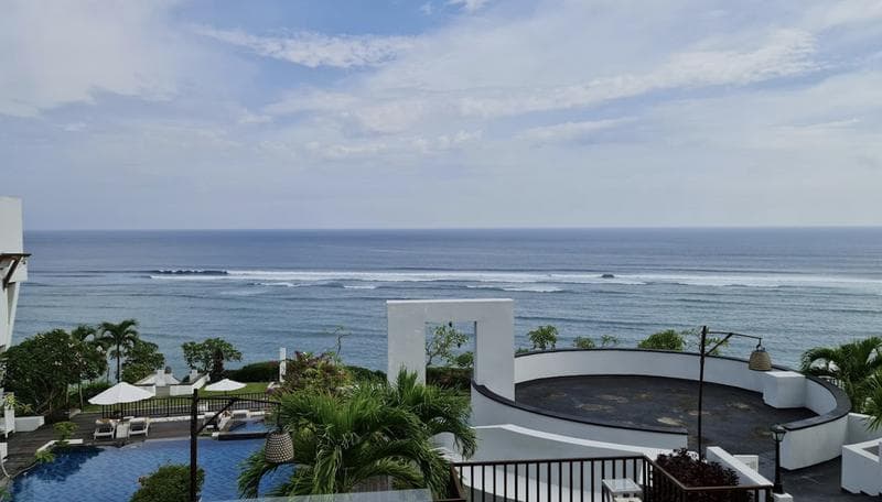 Crystal Blue Ocean Grill