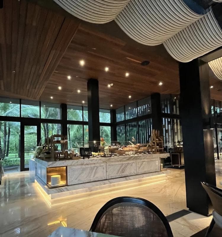 Pala Restaurant & Rooftop Bar