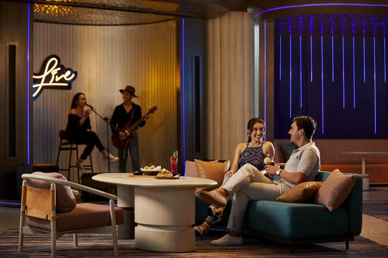 Catch-ups, Chill-outs, and Wind-downs in Kuta: W XYZ Bar is the Only Bar You Need!