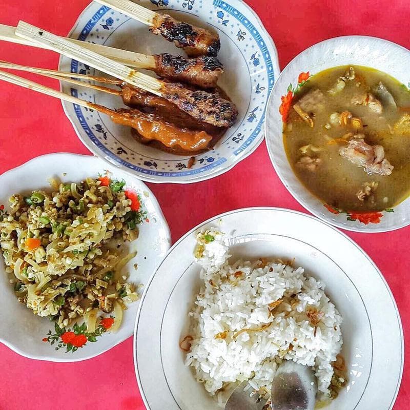 Lawar Kambing Mang Raka