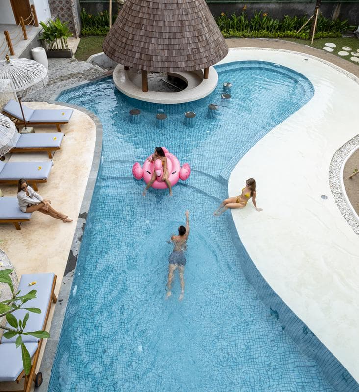 Work, Stay, Connect: Roomates Hostel in Canggu for the Island-Inspired Traveler