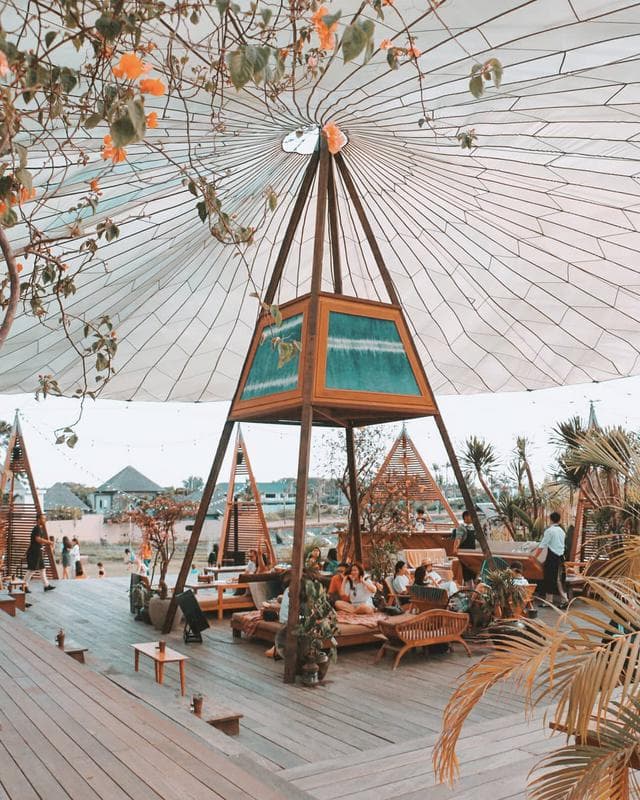 Parachute (Temporarily Closed)