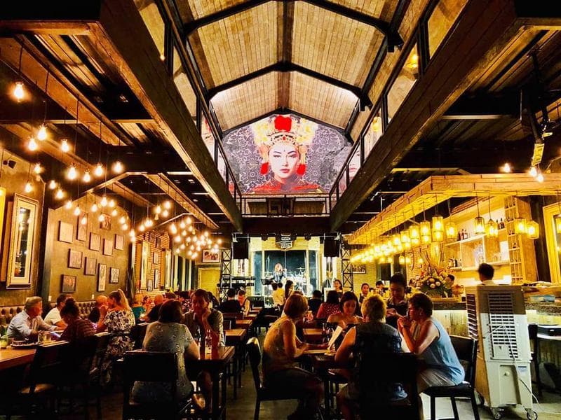 10 Best Places To Enjoy Live Music In Bali