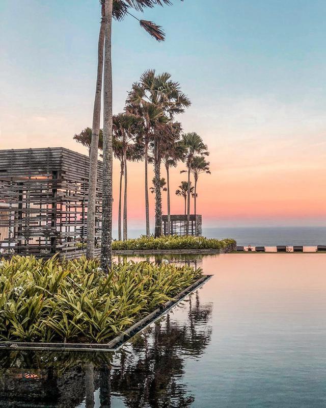 Alila Villas Uluwatu - Photo by @samanthalin__