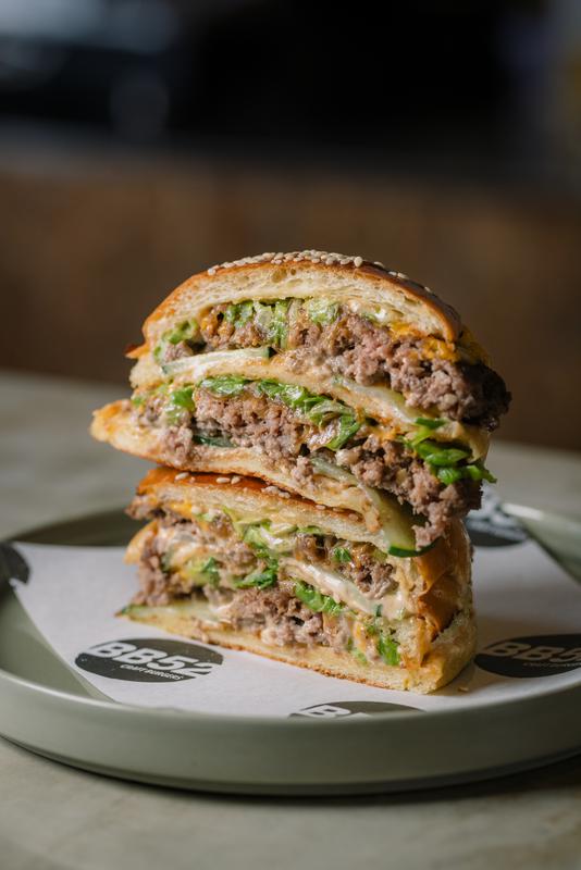 BB52 Burgers - Photo by @bb52burgers