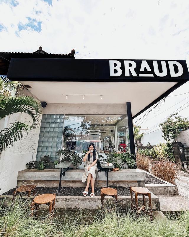 Braud Cafe - Photo by @rebecavivin